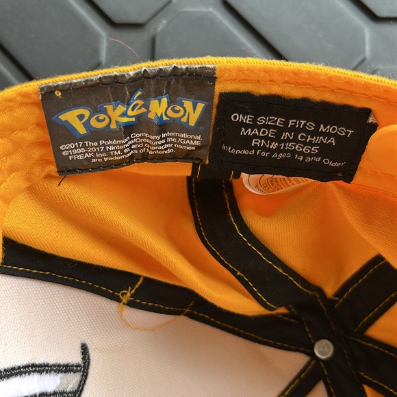 Pokeman hat - Picture 3 of 4